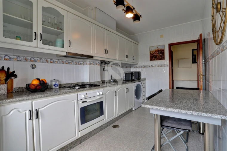 Apartamento T3 para Venda em Retorta e Tougues Foto 11