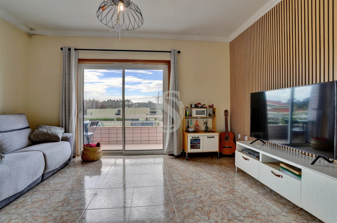 Apartamento T3 para Venda em Retorta e Tougues Foto 3