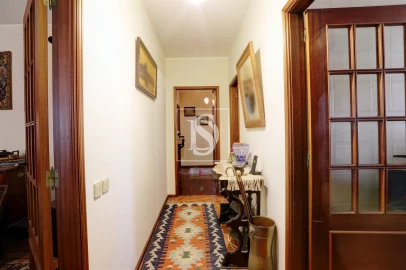 Apartamento T4 para Venda em Póvoa de Varzim, Beiriz e Argivai