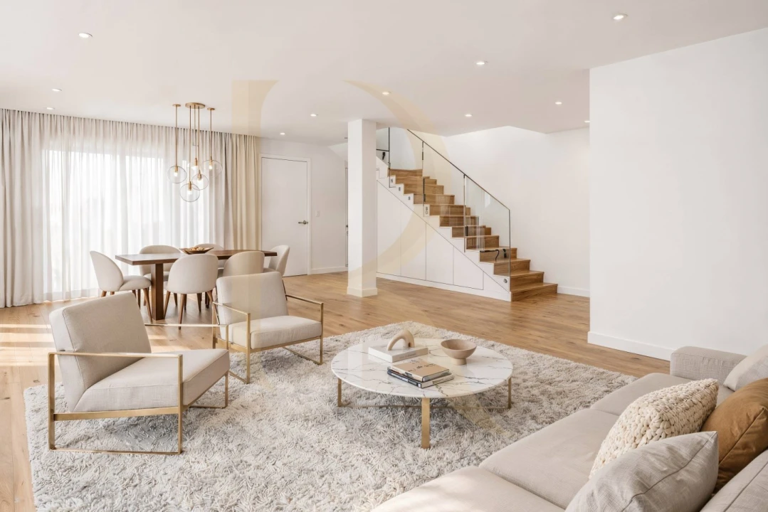 Moradia T4 para Venda em Seixal, Arrentela e Aldeia de Paio Pires Foto 4