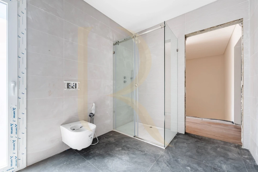 Moradia T4 para Venda em Seixal, Arrentela e Aldeia de Paio Pires Foto 44