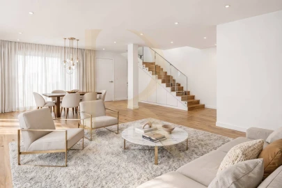 Moradia T4 para Venda em Seixal, Arrentela e Aldeia de Paio Pires