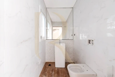 Moradia T4 para Venda em Seixal, Arrentela e Aldeia de Paio Pires