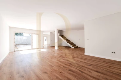 Moradia T4 para Venda em Seixal, Arrentela e Aldeia de Paio Pires