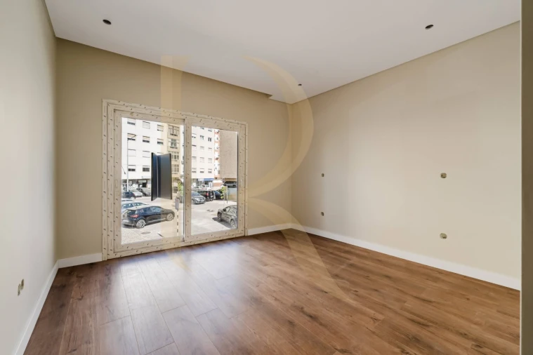 Moradia T4 para Venda em Seixal, Arrentela e Aldeia de Paio Pires Foto 27