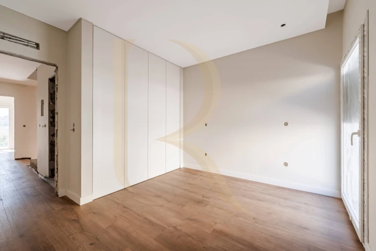 Moradia T4 para Venda em Seixal, Arrentela e Aldeia de Paio Pires Foto 36