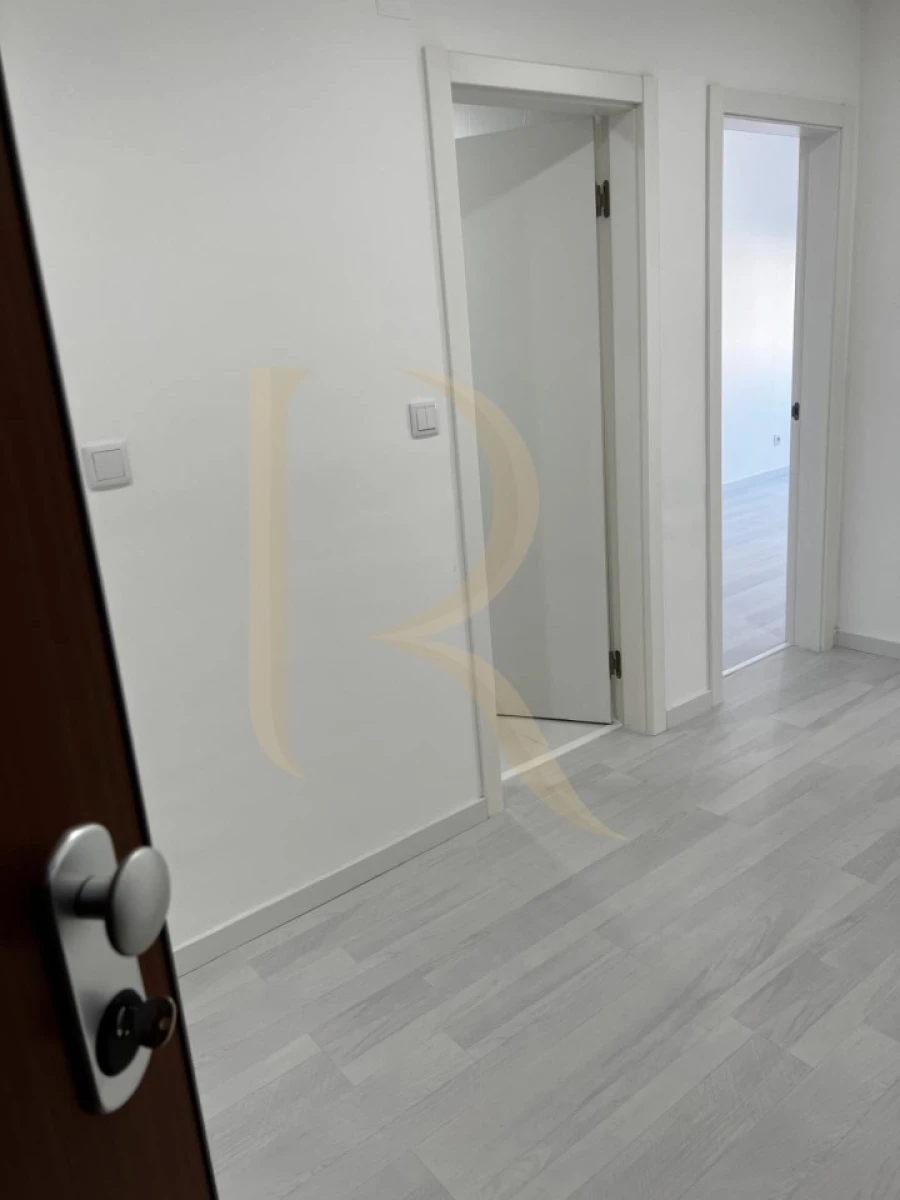 Apartamento T2 para Venda em Laranjeiro e Feijó Foto 10