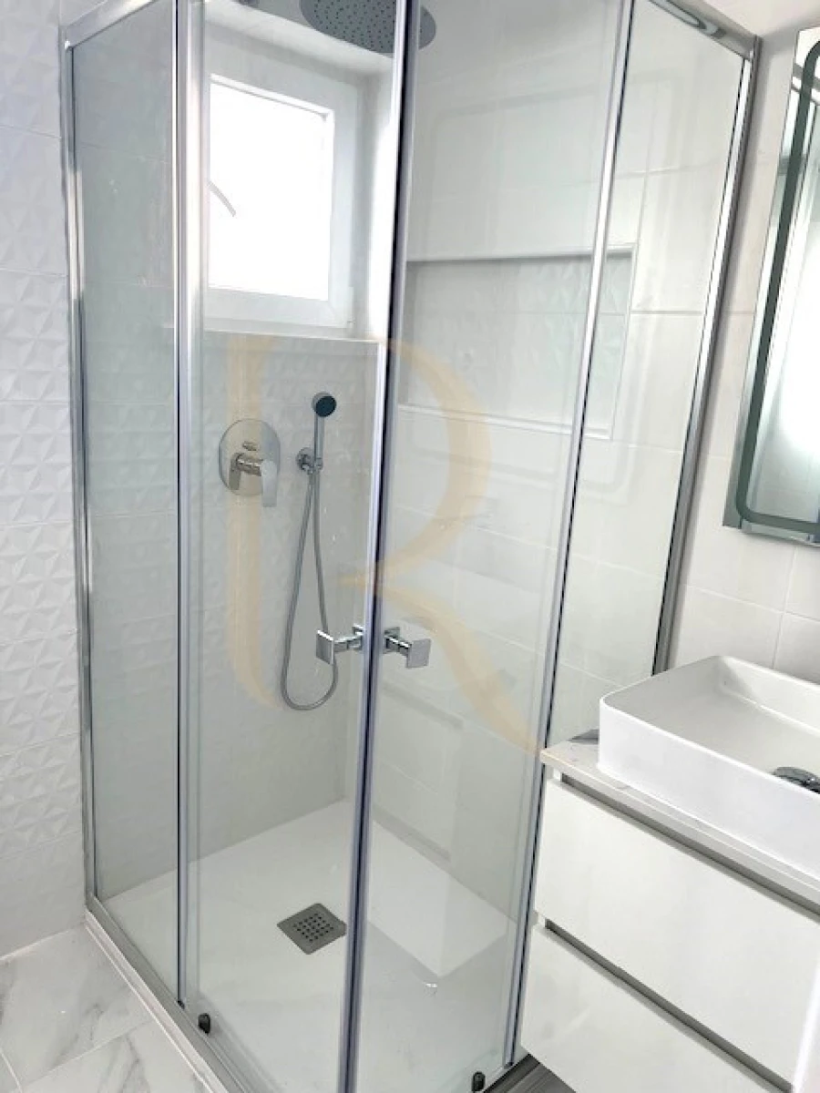 Apartamento T2 para Venda em Laranjeiro e Feijó Foto 13