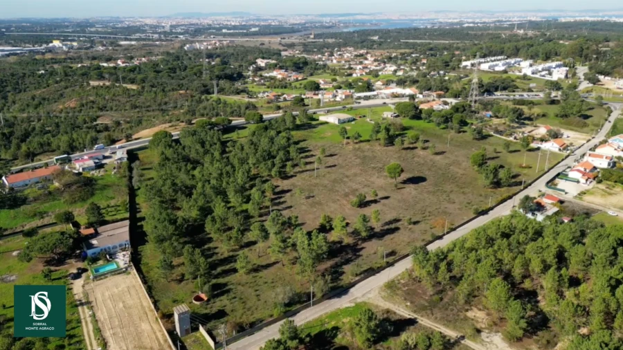 Terreno para Venda em Palhais e Coina