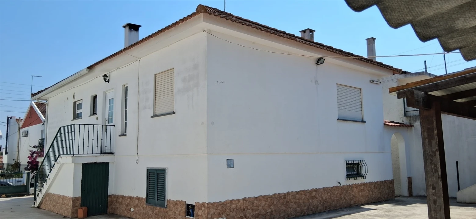 Moradia T5 para Venda em Coruche, Fajarda e Erra Foto 1