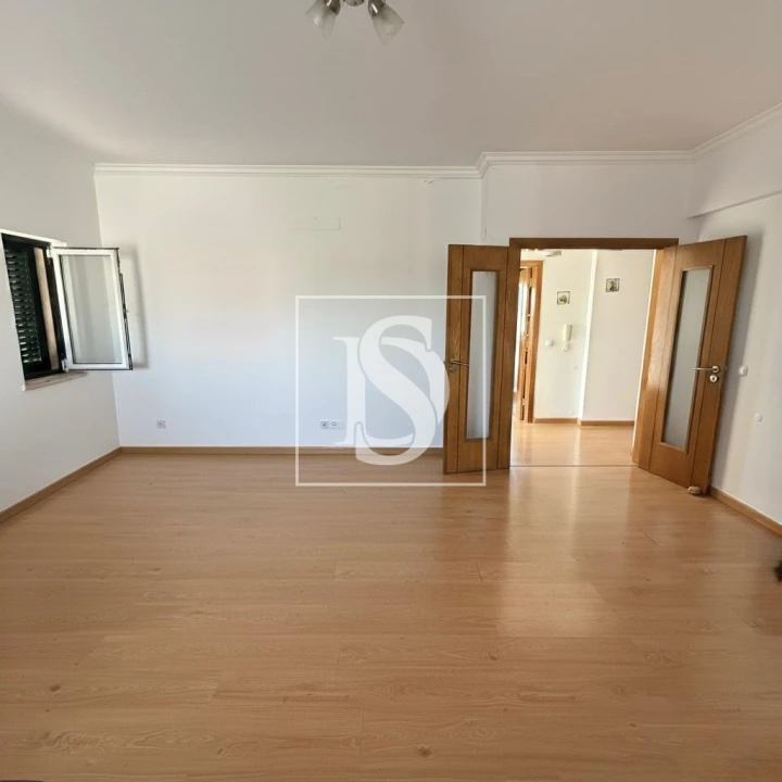 Moradia T4 para Venda em Salvaterra de Magos e Foros de Salvaterra Foto 3