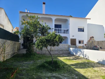 Moradia T3 para Venda em Aveiras de Baixo