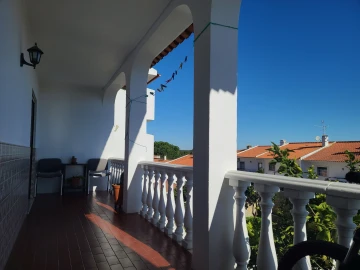 Moradia T3 para Venda em Aveiras de Baixo