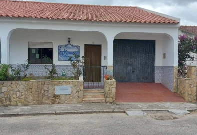 Moradia T3 para Venda em Aveiras de Baixo
