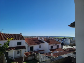 Moradia T3 para Venda em Aveiras de Baixo