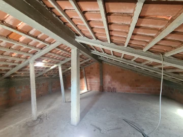 Moradia T3 para Venda em Aveiras de Baixo