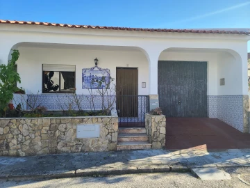 Moradia T3 para Venda em Aveiras de Baixo