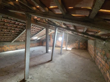 Moradia T3 para Venda em Aveiras de Baixo