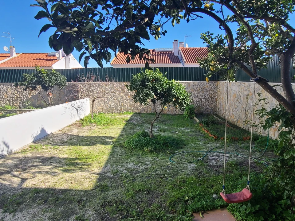 Moradia T3 para Venda em Aveiras de Baixo Foto 41