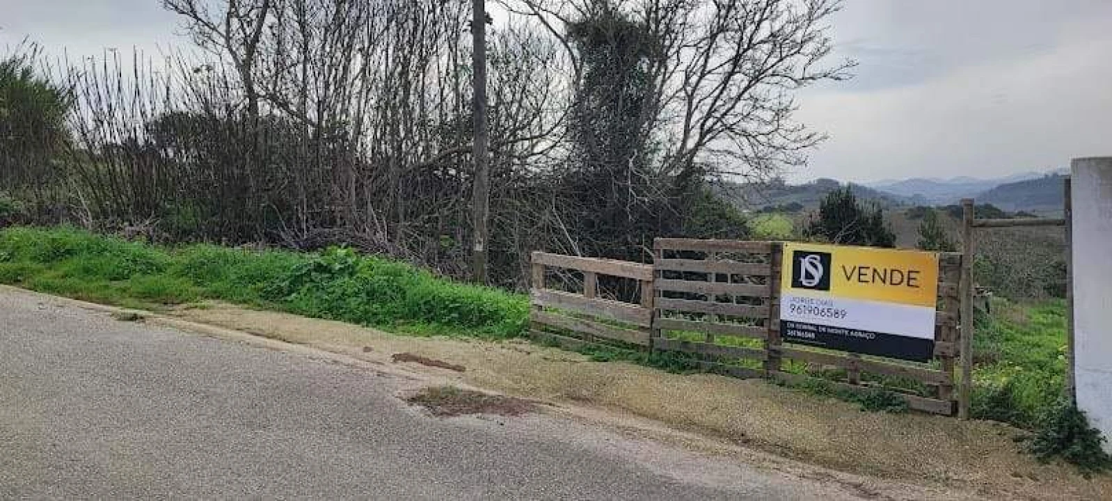 Terreno Misto para Venda em Dois Portos e Runa Foto 3