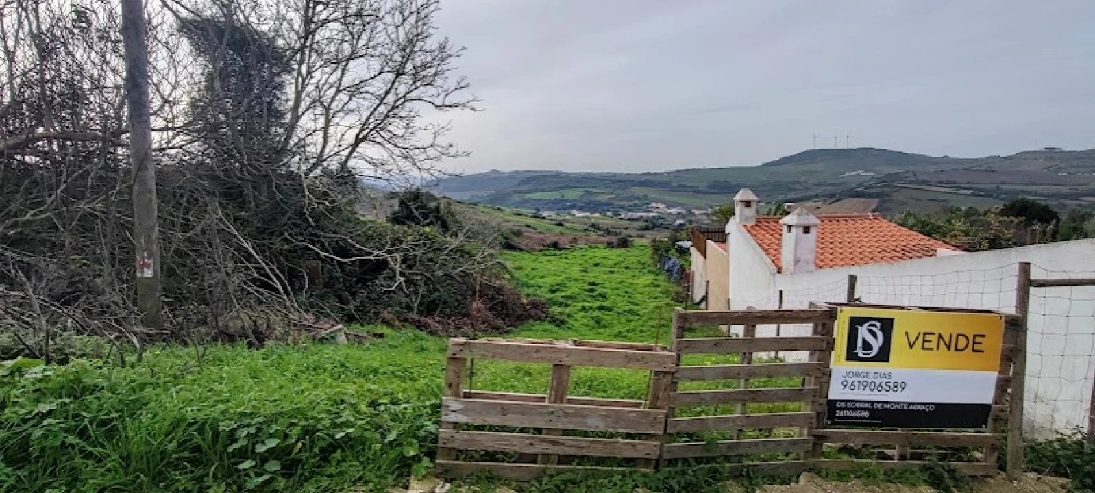 Terreno Misto para Venda em Dois Portos e Runa Foto 4