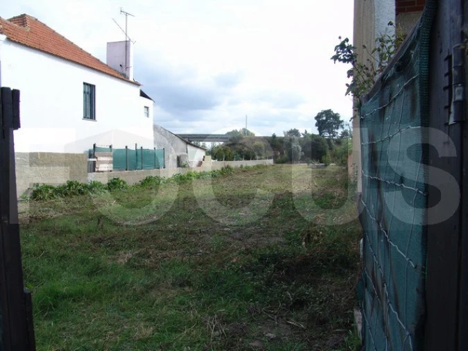 Terreno para Venda em Oliveirinha Foto 2