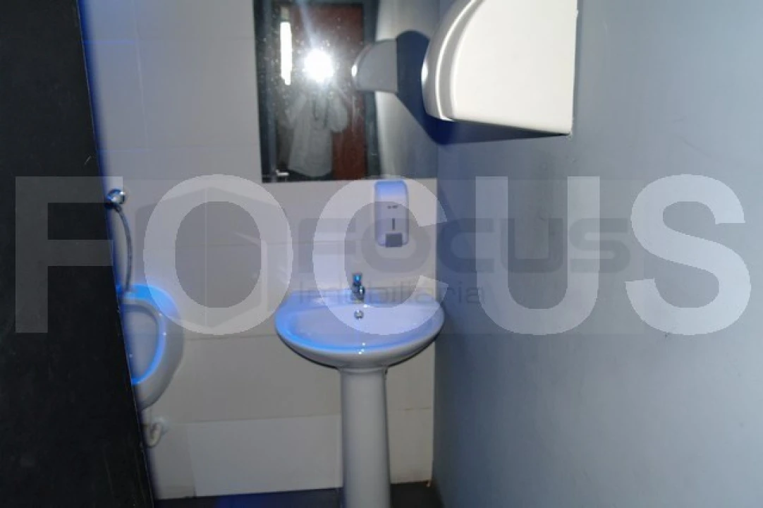 Negócio para Cedência de Quotas em Aradas Foto 9