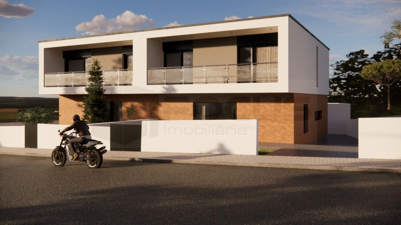 Terreno para Venda em Ouca Foto 1