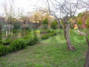 Moradia T5 para Venda em Oiã