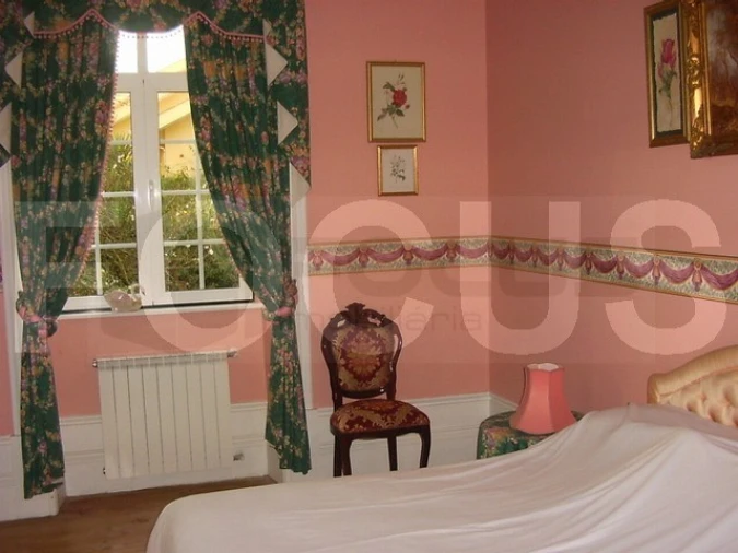 Moradia T5 para Venda em Oiã Foto 4