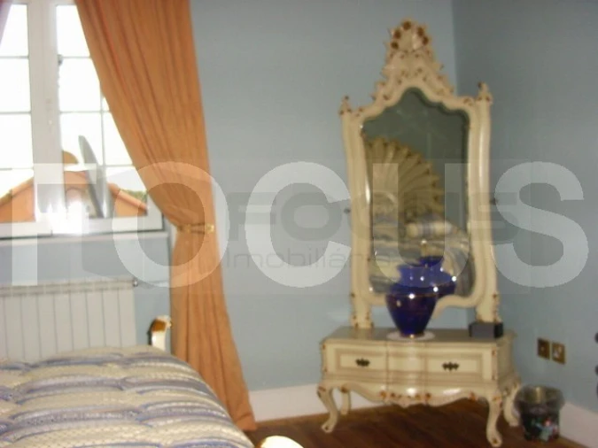 Moradia T5 para Venda em Oiã Foto 9