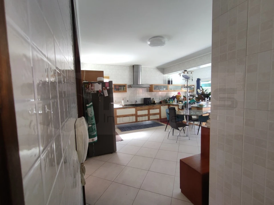 Moradia T4 para Venda em São Bernardo Foto 20