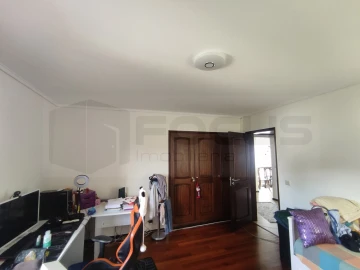 Moradia T4 para Venda em São Bernardo
