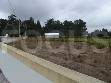 Terreno para Venda em Oiã