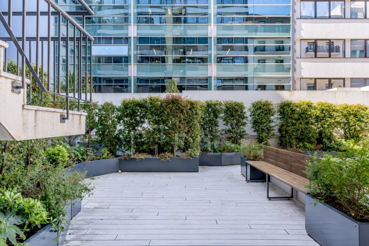 Escritório para Arrendamento em Santo António Foto 21