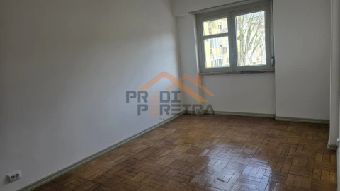 Apartamento T3 para Arrendamento em Odivelas