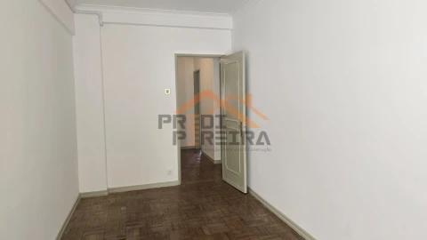 Apartamento T3 para Arrendamento em Odivelas