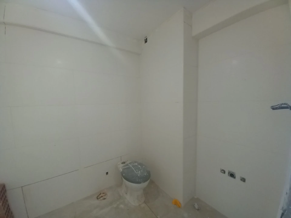 Apartamento T2 para Venda em Carregado e Cadafais Foto 19