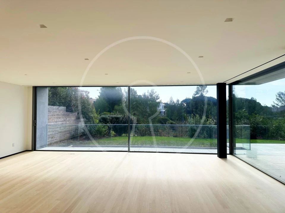 Moradia T4 para Venda em Alcabideche Foto 5