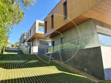 Moradia T4 para Venda em Alcabideche