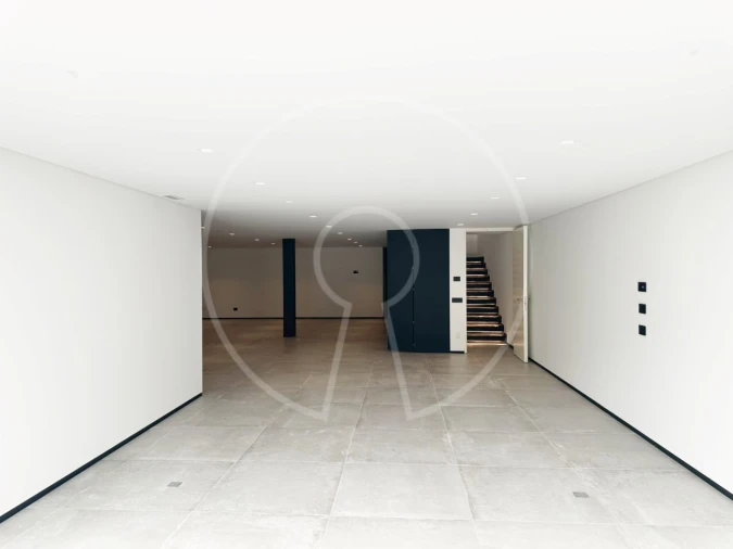 Moradia T4 para Venda em Alcabideche Foto 30