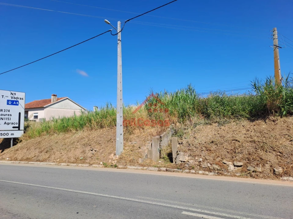 Terreno para Venda em Carvoeira e Carmões Foto 5