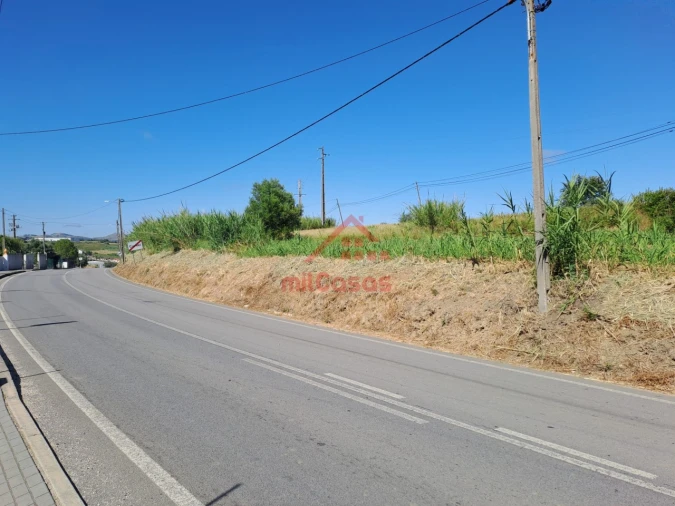 Terreno para Venda em Carvoeira e Carmões Foto 13