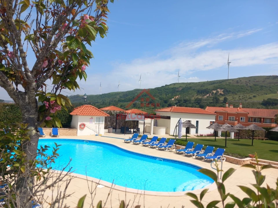 Apartamento T1 para Arrendamento em Turcifal Foto 21