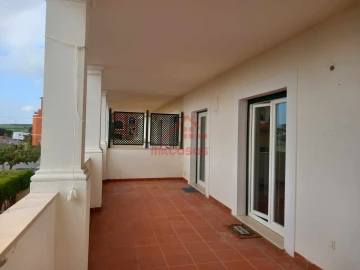 Apartamento T1 para Arrendamento em Turcifal