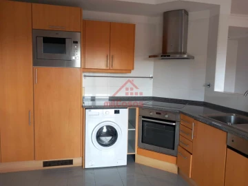 Apartamento T1 para Arrendamento em Turcifal