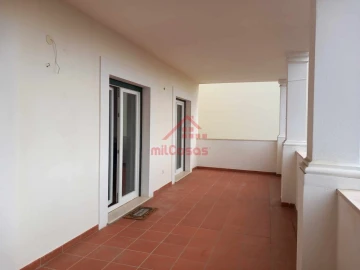 Apartamento T1 para Arrendamento em Turcifal