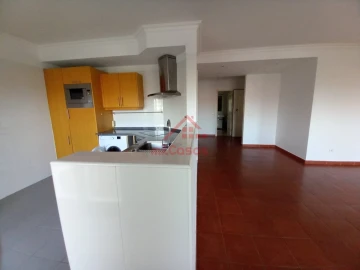 Apartamento T1 para Arrendamento em Turcifal