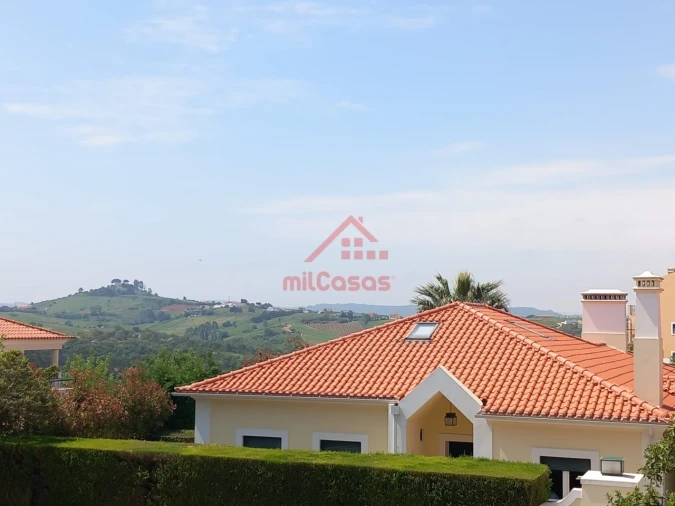 Apartamento T1 para Arrendamento em Turcifal Foto 4