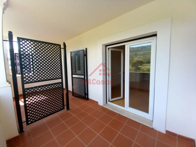 Apartamento T1 para Arrendamento em Turcifal Foto 15